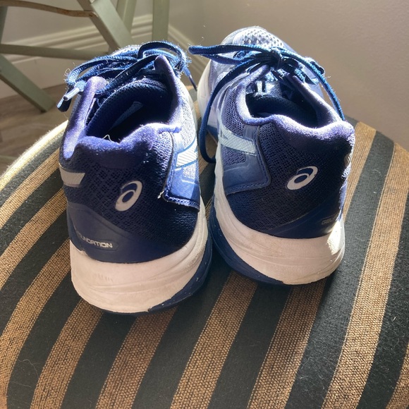 ASICS women’s size 3 running shoes - Picture 5 of 11